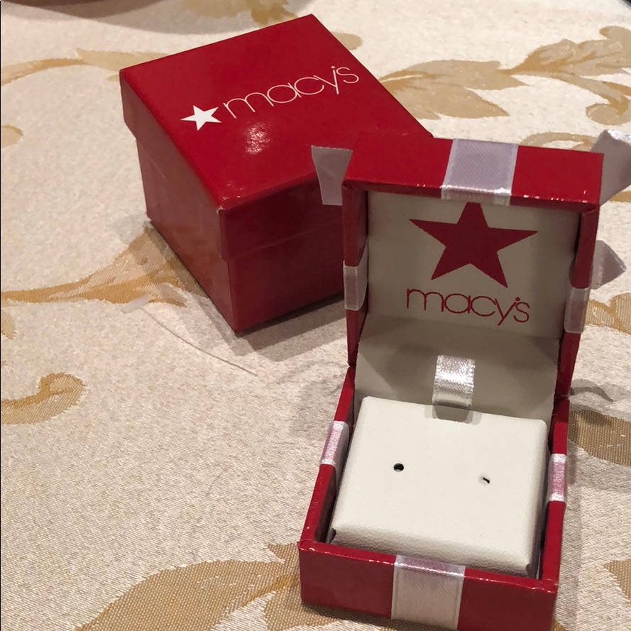 Macy’s Box